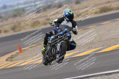 media/Sep-10-2022-SoCal Trackdays (Sat) [[a5bf35bb4a]]/Turn 11 (11am)/